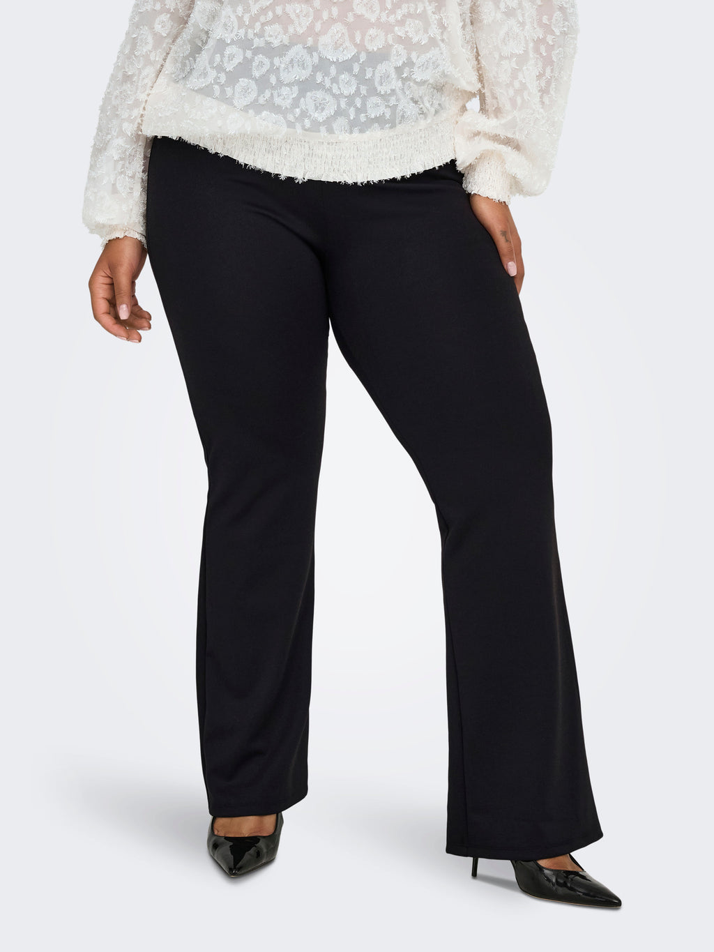 CARPEVER FLARED PANTS JRS NOOS