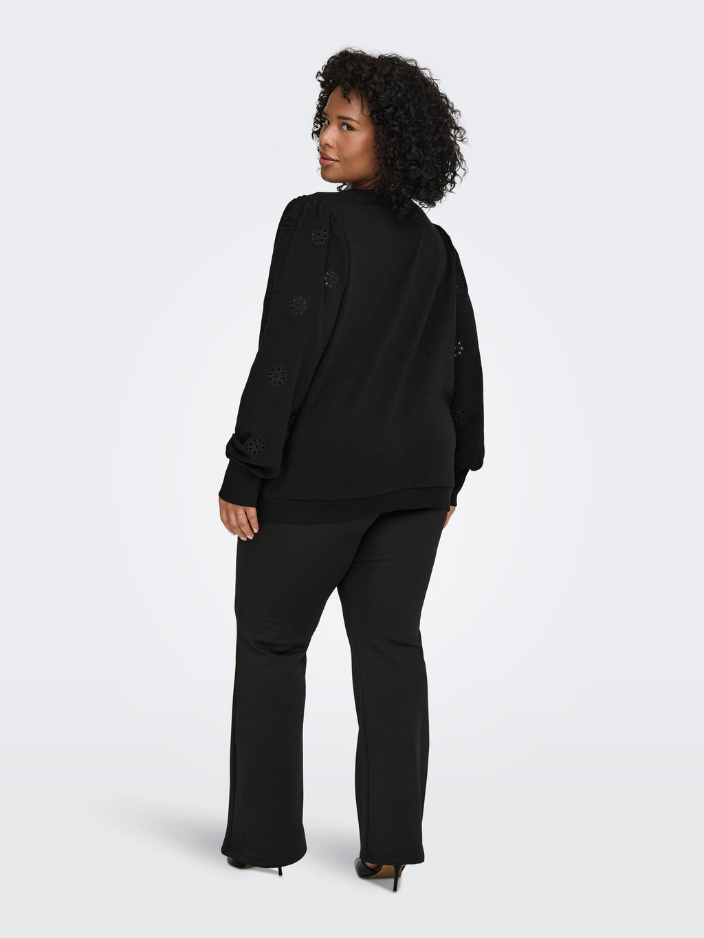 CARFEMME L/S PUFF EMBROIDERY UB SWT NOOS