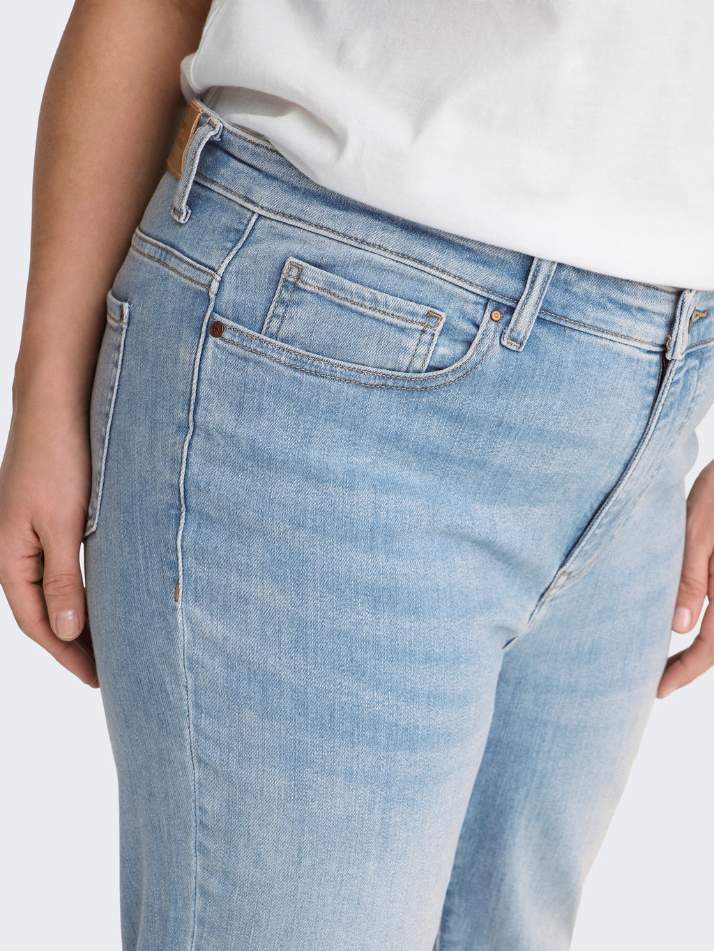 CARSUI MID SLIM DNM REA286 NOOS