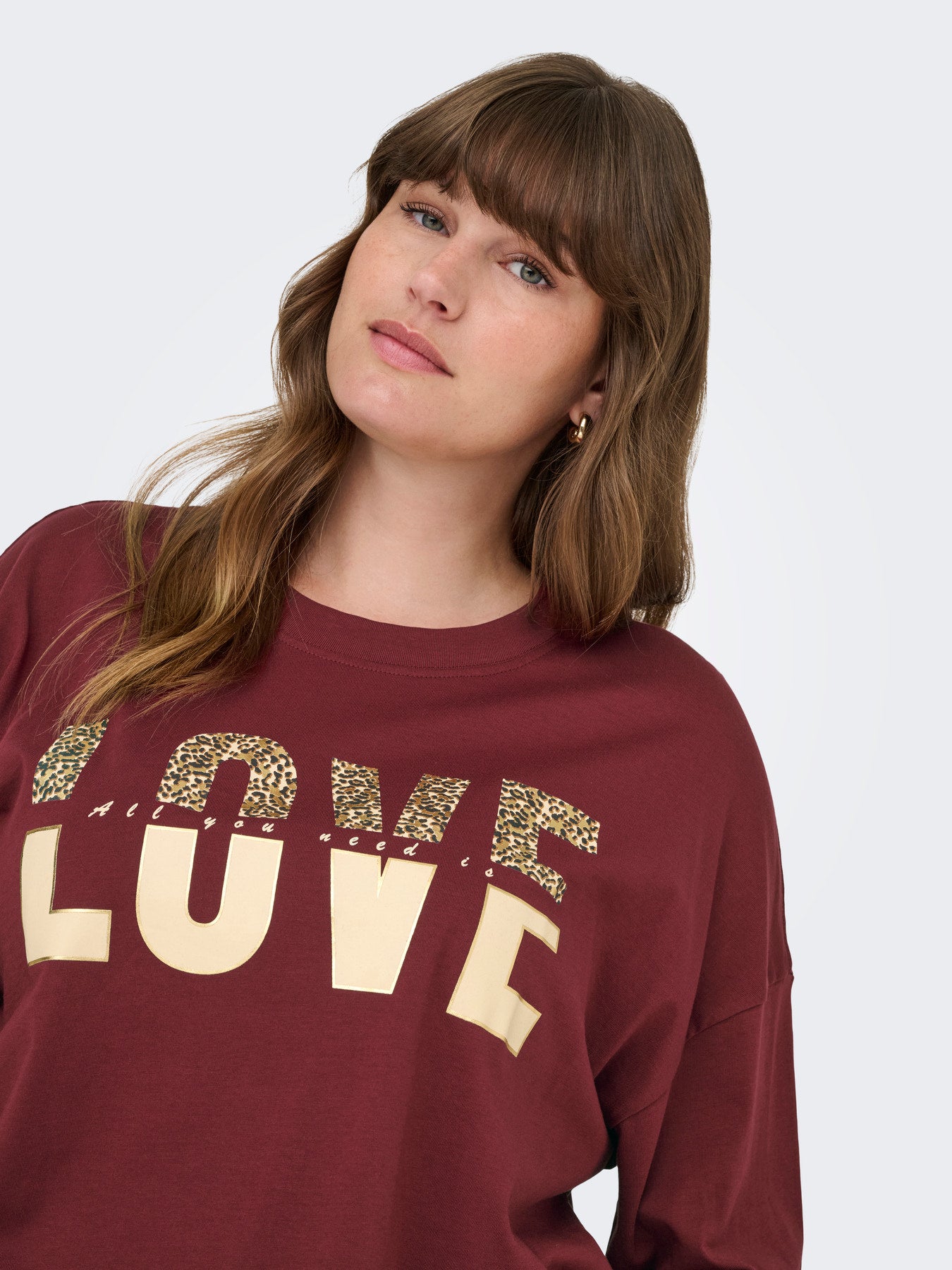 CARKOURTNEY SS O-NECK TEE JRS Cabernet LOVE