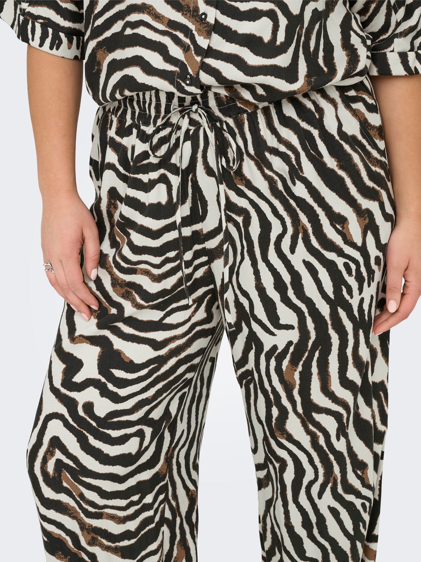 CARBERTE PANTS AOP