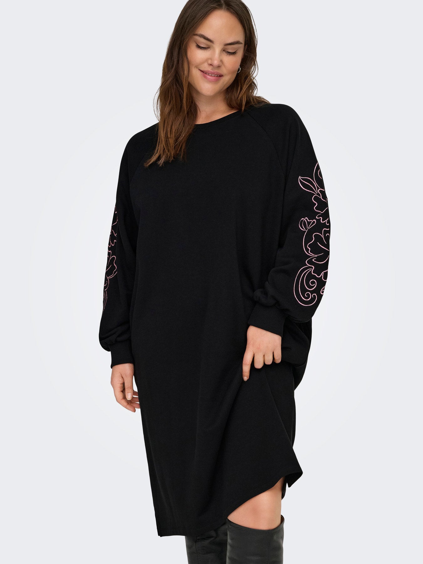 CARELLE L/S O-NECK ABOVE KNEE DRESS JRS