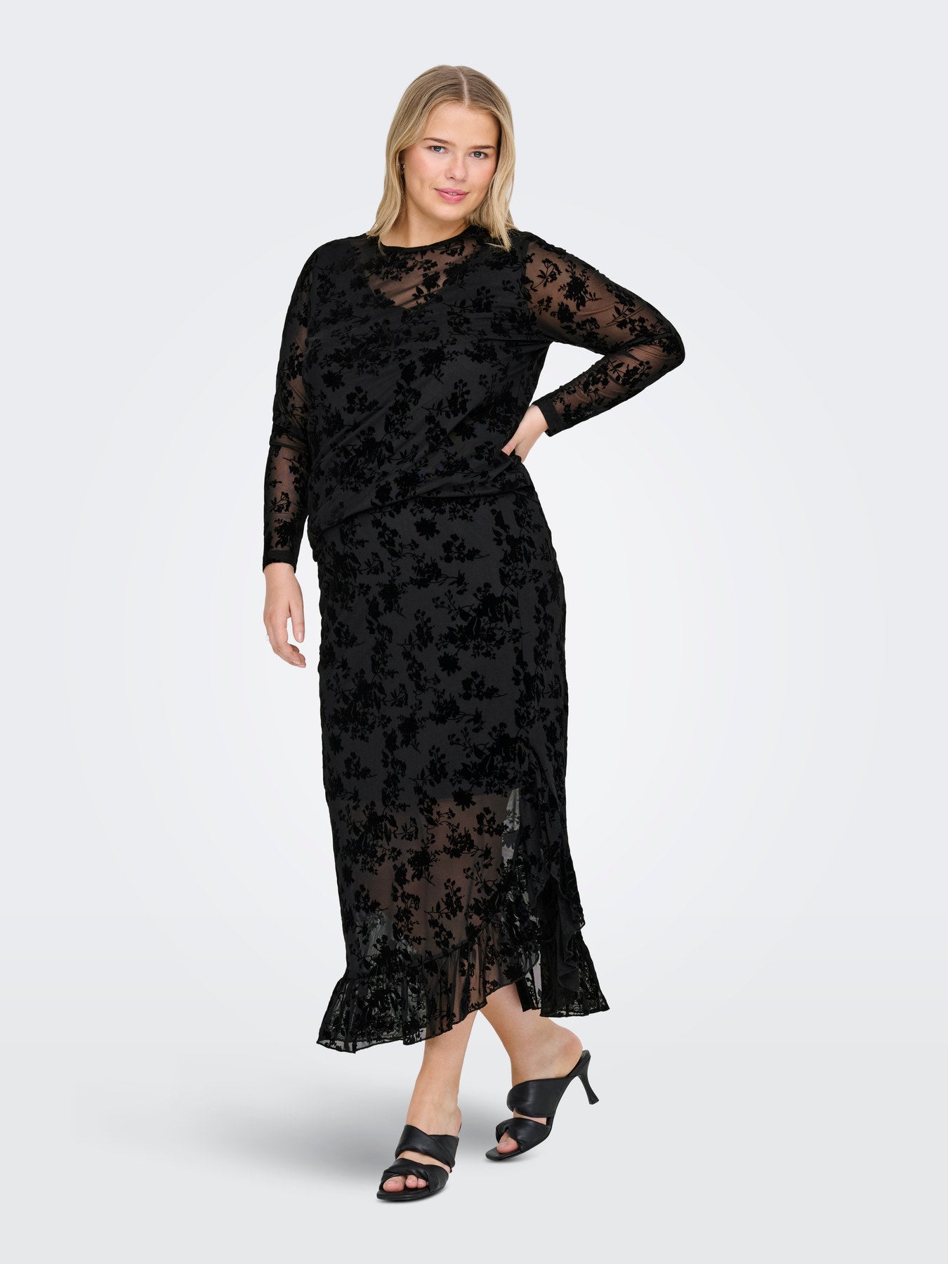 CARELODIE L/S O-NECK BLOUSE JRS