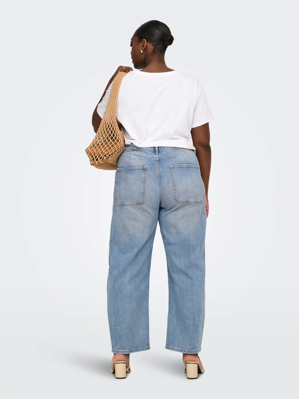 CARFRANKIE HW CROP ANKLE BARREL DNM TAI