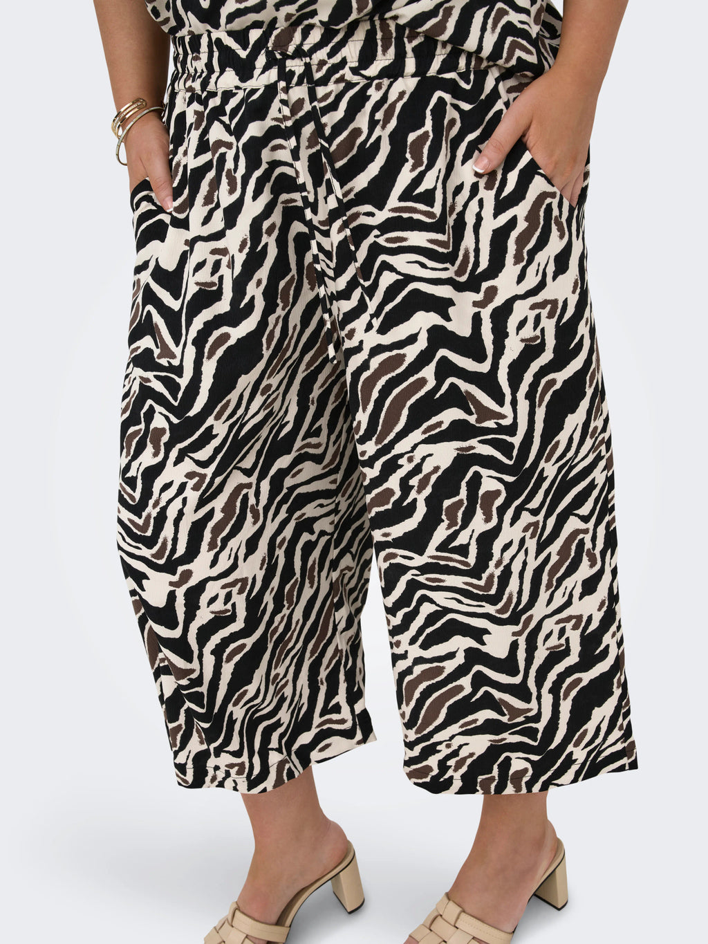 CARELITE CULOTTE PANTS AOP